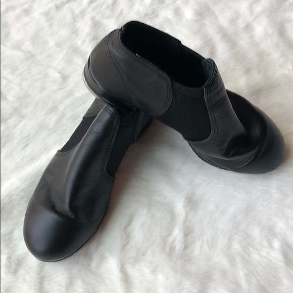 dancewear Other - Girls dancewear tap shoes size 5 black